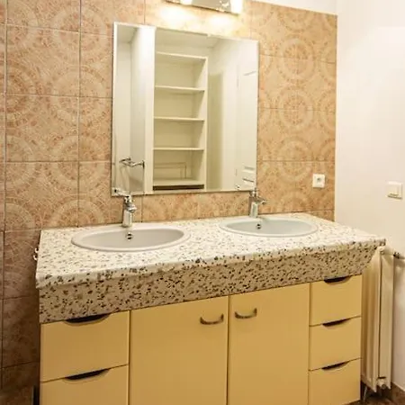Jolie Maison De Apartment *
